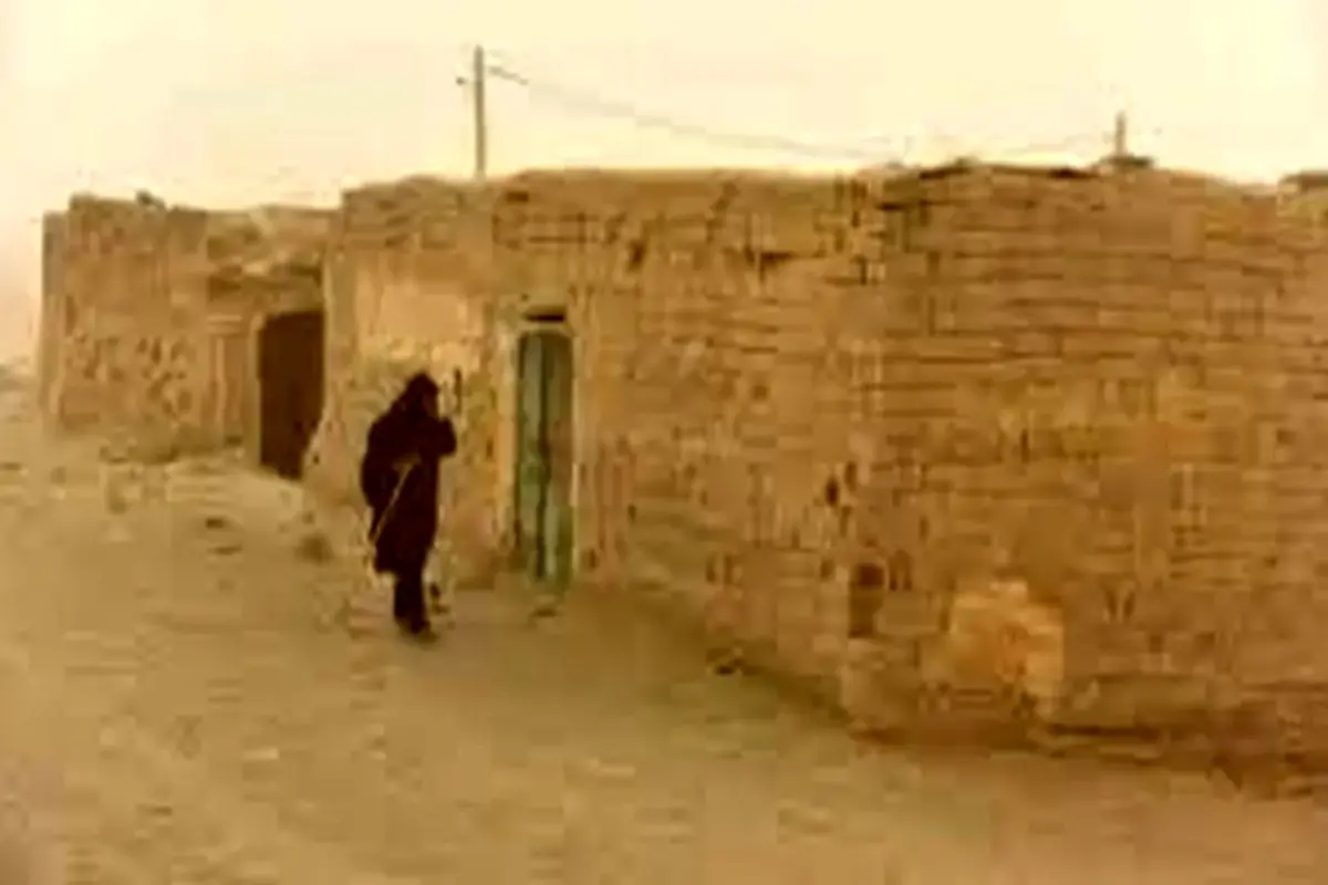 ریگ روان ۲۰۰ روستای سیستان و بلوچستان را خالی از سکنه کرد/ هیرمند را خالی از سکنه نکنید 