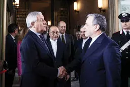 از تقابل نظامی به دیپلماسی