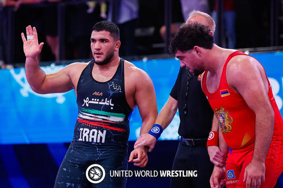 ابوالفضل محمدنژاد قهرمان سنگین وزن جوانان جهان شد