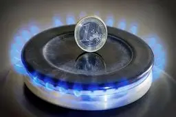 چگونه قیمت گاز در اروپا از ۳۰۰ به ۳۵ یورو کاهش یافت؟

