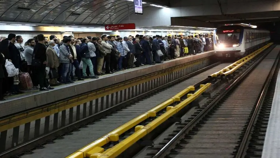 مترو برای چه افرادی رایگان می‌شود؟

