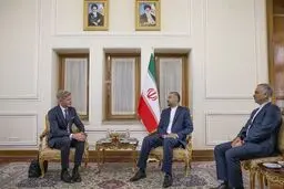 وزیر الخارجیة الایرانی یستقبل المبعوث الاممی الى الیمن