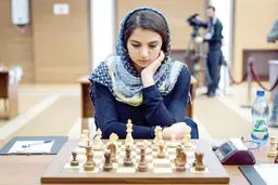 سارا؛ دختر ماه دی‌