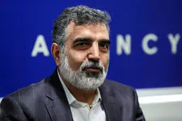 کمالوندی: مشتریان آب‌سنگین ایران در صف انتظار هستند/ از آب کره می‌گیریم و صحبت از لیتری بیش از ۱۰۰۰ دلار است

