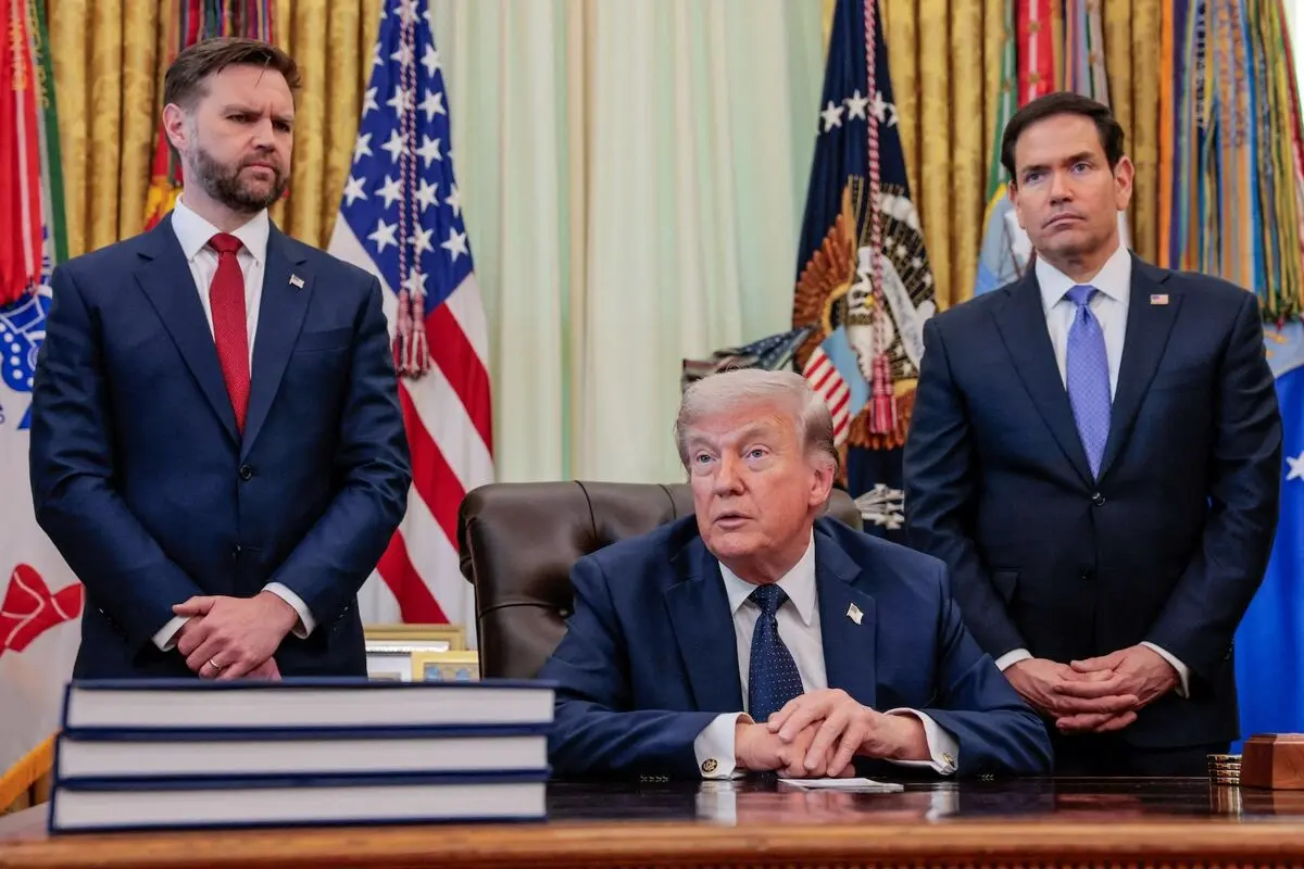 سی‌ان‌ان خبر داد: نشست‌های محرمانه در دولت ترامپ درباره جنگ با ایران