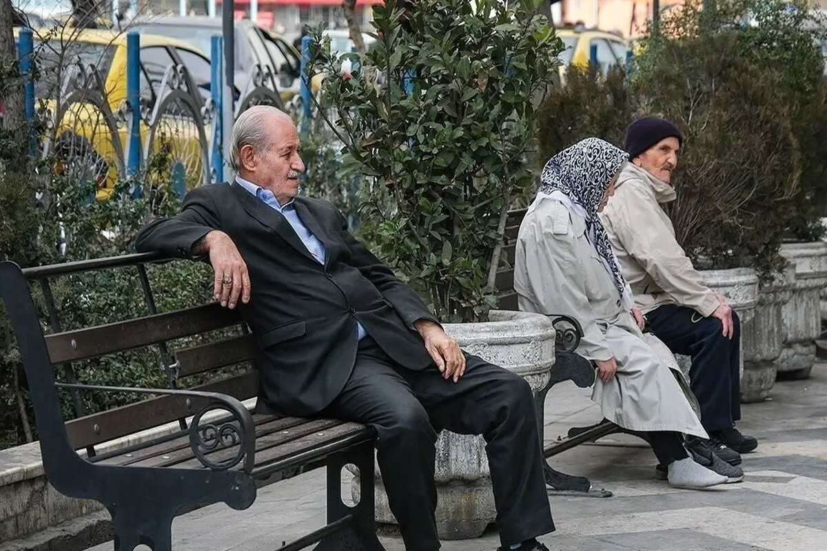 عیدی بازنشستگان تأمین اجتماعی چه زمانی پرداخت می‌شود؟
