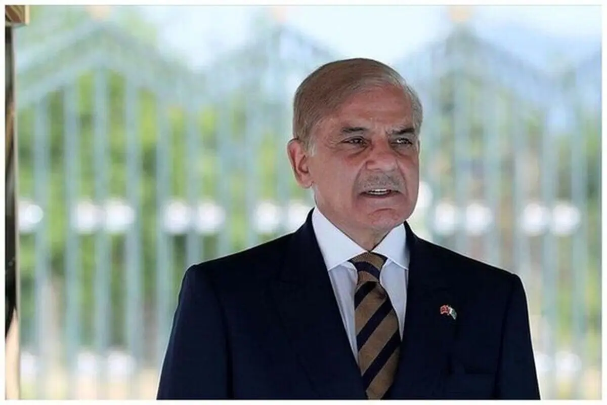 نخست وزیر پاکستان وارد تهران شد + ویدیو