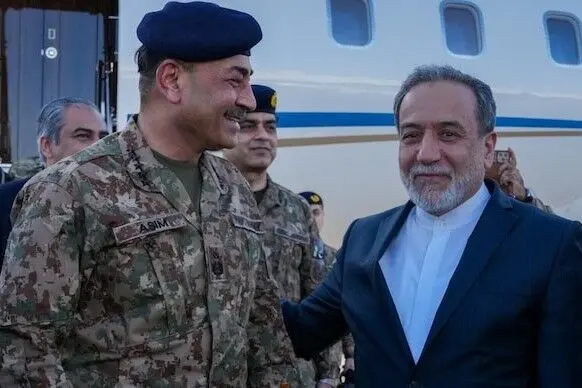 عاصم منیر وارد تهران شد
