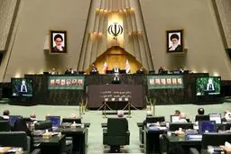 اعتراض یک نماینده مجلس به دلار ۱۲۳ هزار تومانی و سکه ۱۳۰ میلیونی 