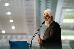 خطیب نماز جمعه تهران: خاندان پهلوی پرچمدار سیاست های ضدحجاب بودند