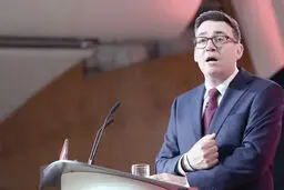 آغاز عصر «برنام»