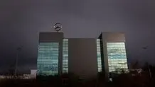 مرسدس بنز ترمز نزد
