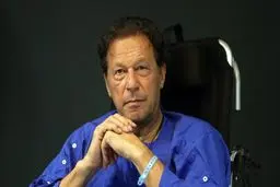 10 سال حبس برای عمران خان