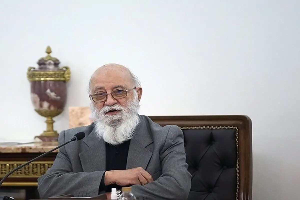 افزایش مصرف بنزین ناشی از کیفیت پایین خودرو‌ها است/ از دیدن هوای پاک و صاف تعجب می‌کنیم