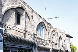 خانه‌های دودی در دل محله قدیمی
