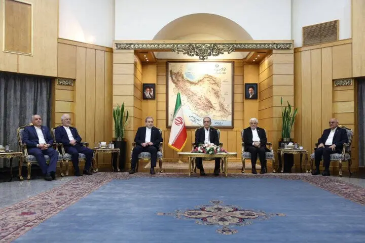 پزشکیان پیش از سفر به قرقیزستان : ما به دنبال جنگ نیستیم  اما پاسخ قاطعی به متجاوزان خواهیم داد