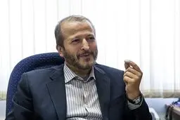 هیچ‌یک از امتیازات تبدیل وضعیت را کسب نکرد / در حال حاضر نیز بدون اطلاع دانشگاه به خارج از کشور رفته


