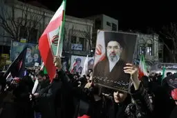 مراسم استقبال از زنان فوتبالیست در تبریز+ عکس