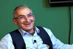 صادق زیباکلام: هیچ حکومت دینی در طول تاریخ موفق نبوده!/ ویدئو

