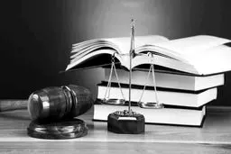 مرور زمان تعقیب انتظامی وکلا