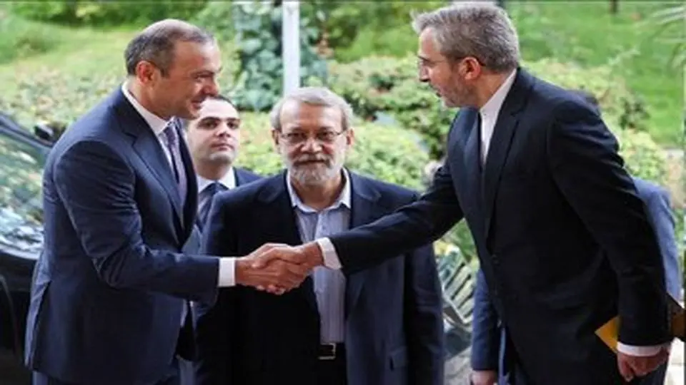 چرا مرید جلیلی معاون لاریجانی شد ؟