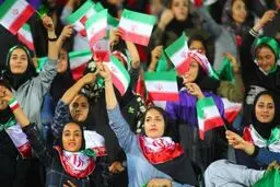 سه ورزشگاه آماده حضور زنان تماشاگر هستند