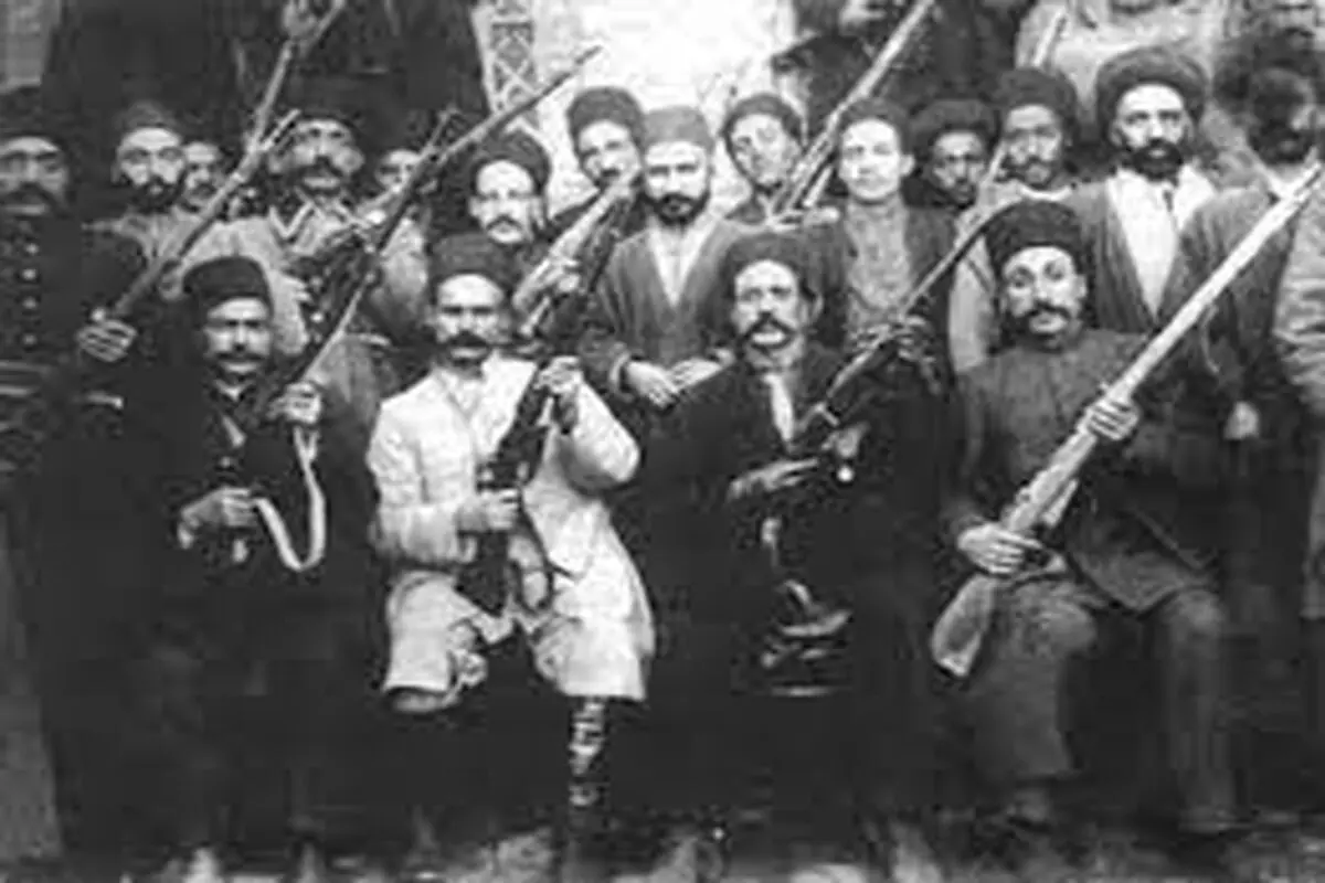 انقلابی پرشور
اما ناتمام