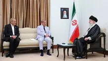 رهبر انقلاب: متاسفانه برخی دولت‌های اسلامی در کنار رژیم صهیونیستی می‌ایستند