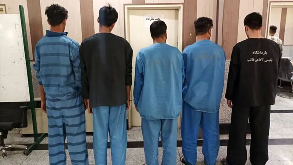 وحشت و سردرگمی قاتلان پس از قتل در کوی دانشگاه تهران