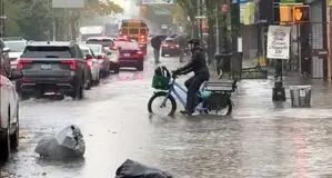 سیل در نیویورک قربانی گرفت

