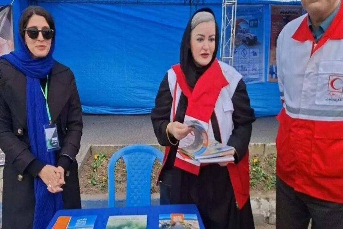 ۳ بازیگر در کنار هلال احمر+ عکس