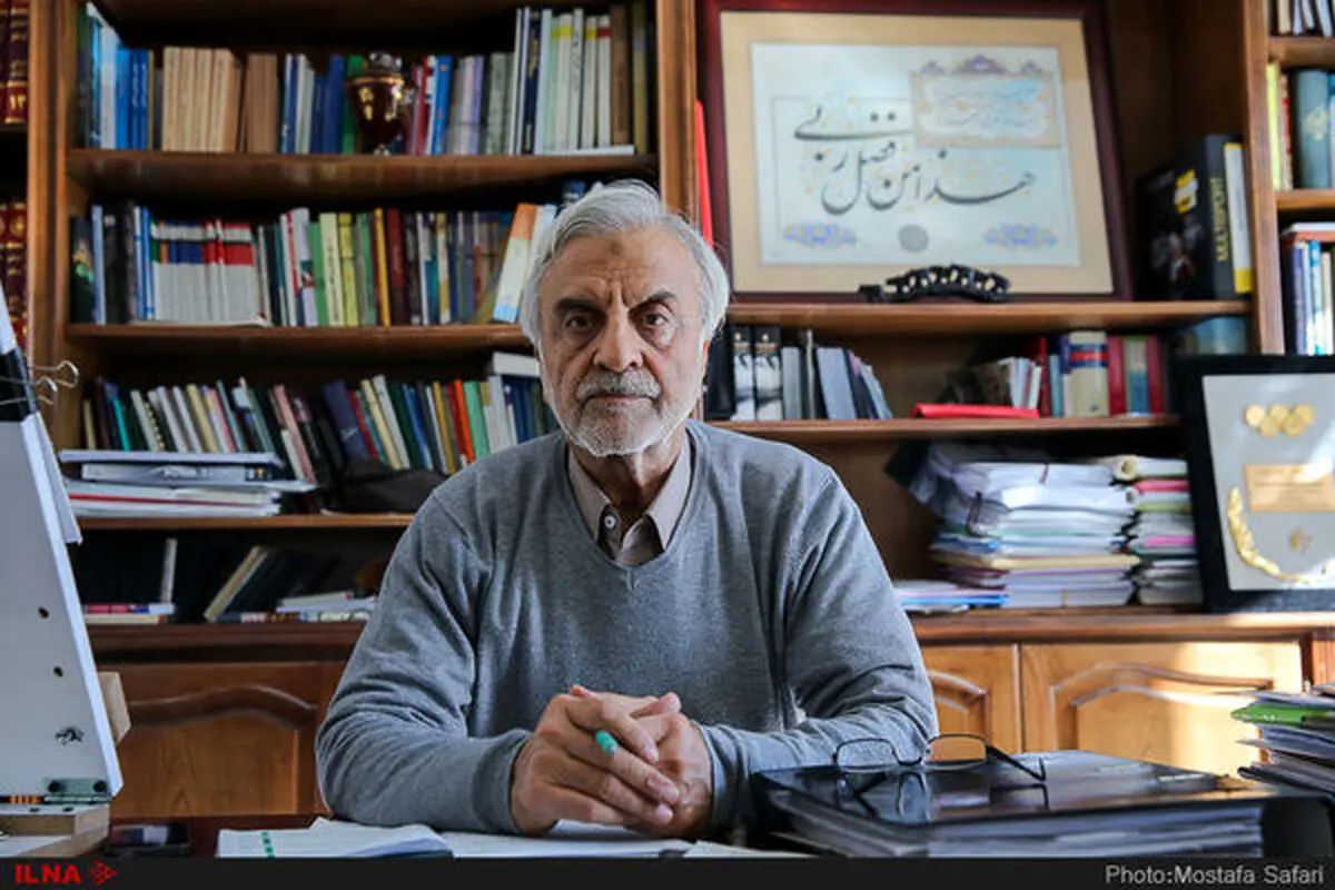 مطلبی که سایت «انتخاب» منتشر کرد، بحث پنهانی در سیاست خارجی نبود؛ آنقدر هم تند نبود که از خطوط قرمز عبور کرده باشد