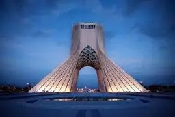 آوازِ ناتمام در میدان آزادی

