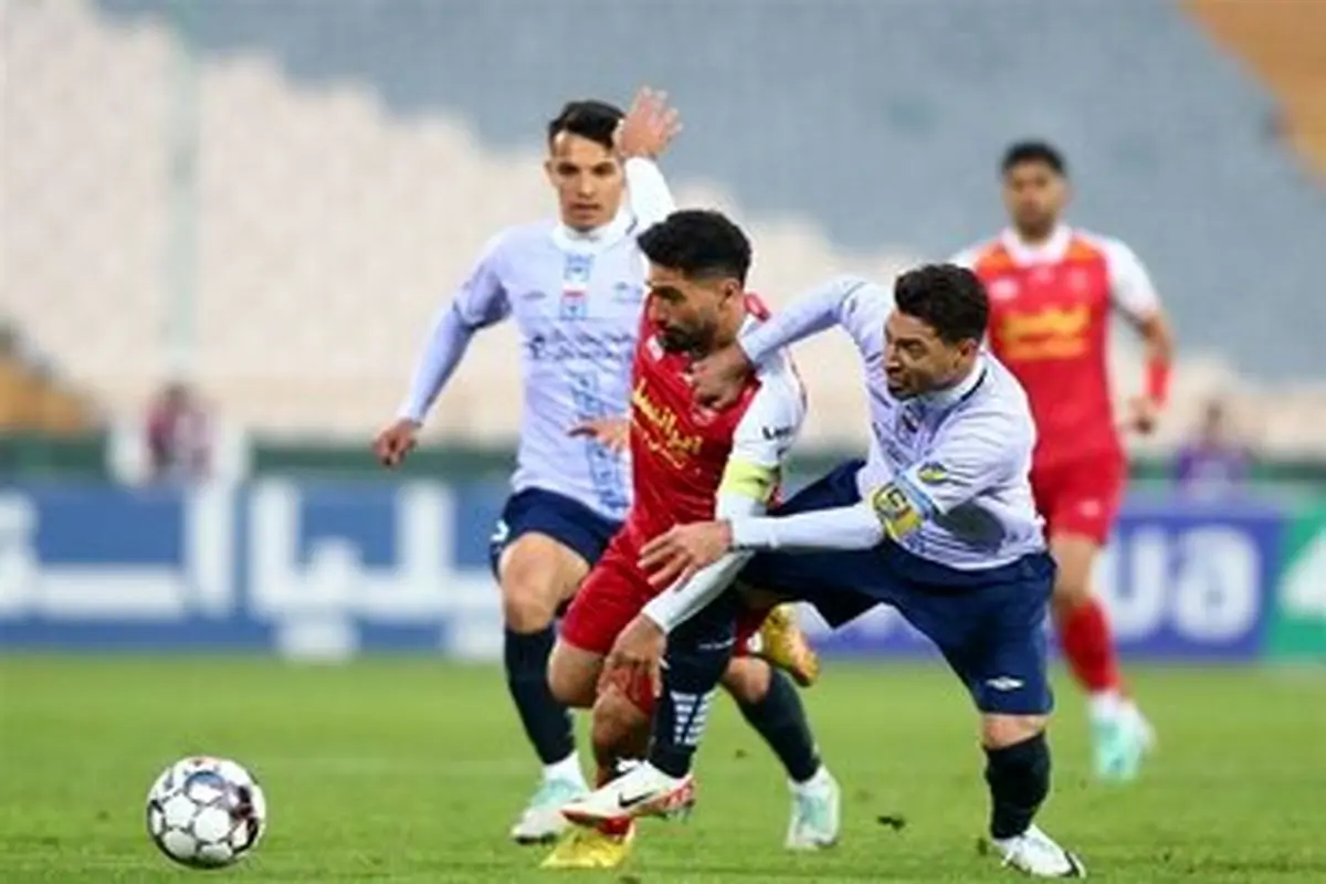 درگیری خلیل‌زاده با خبرنگاران در شب شکست تراکتور مقابل پرسپولیس

