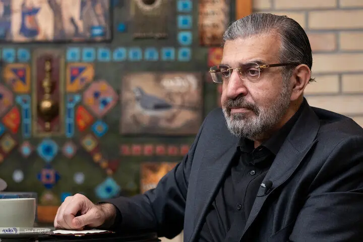 صادق خرازی درباره برادرش چه گفت؟ چه اتفاقی در روز ۹ اسفند در بیت رهبری رخ داد؟