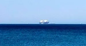 توقیف یک کشتی فرانسوی در بندر الجزایر

