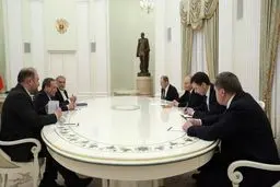 Araghchi meets Putin in Moscow