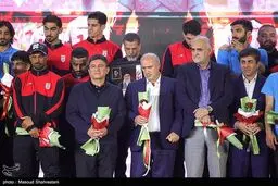 مردم تیم ملی فوتبال را برای رفتن به جام جهانی ۲۰۲۶ بدرقه کردند + عکس
