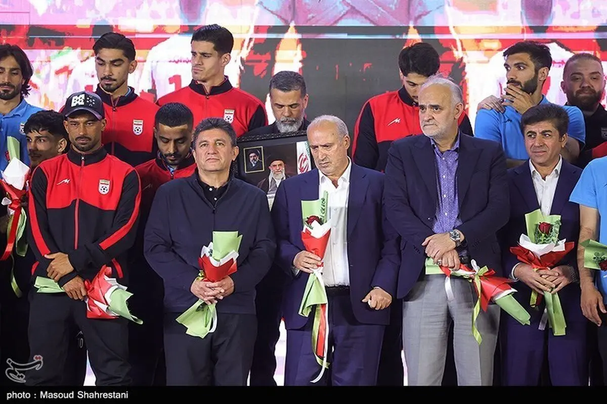 مردم تیم ملی فوتبال را برای رفتن به جام جهانی ۲۰۲۶ بدرقه کردند + عکس