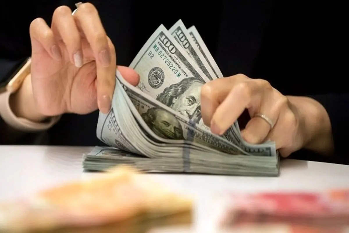 آخرین قیمت دلار صرافی ملی امروز 4 خرداد