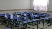 واکنش گلزاری نسبت به نظافت کلاس‌های یک مدرسه توسط مادر دانش‌آموز + عکس