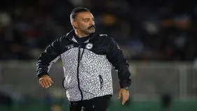 حنیف عمران زاده: چرا از پرسپولیس کسر امتیاز نمی‌شود؟