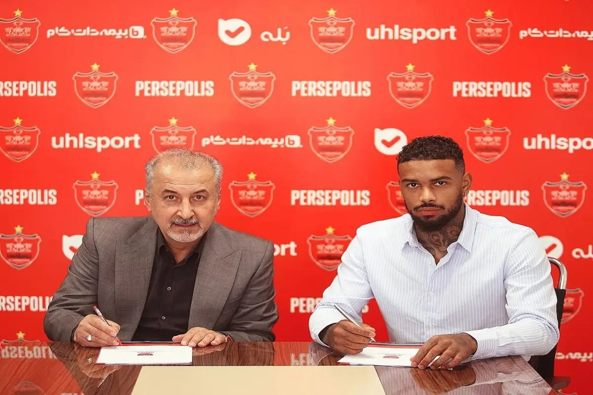 لوکادیا رسما با پرسپولیس امضا کرد