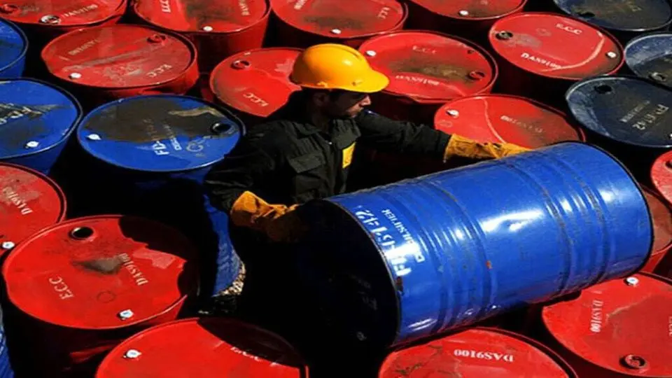 خبر افزایش صادرات نفت ایران به دو میلیون بشکه در روز اغراق آمیز است / این نوع گزارش ها، آمریکایی‌ها را تحریک می‌کند که با ایران مقابله کنند 