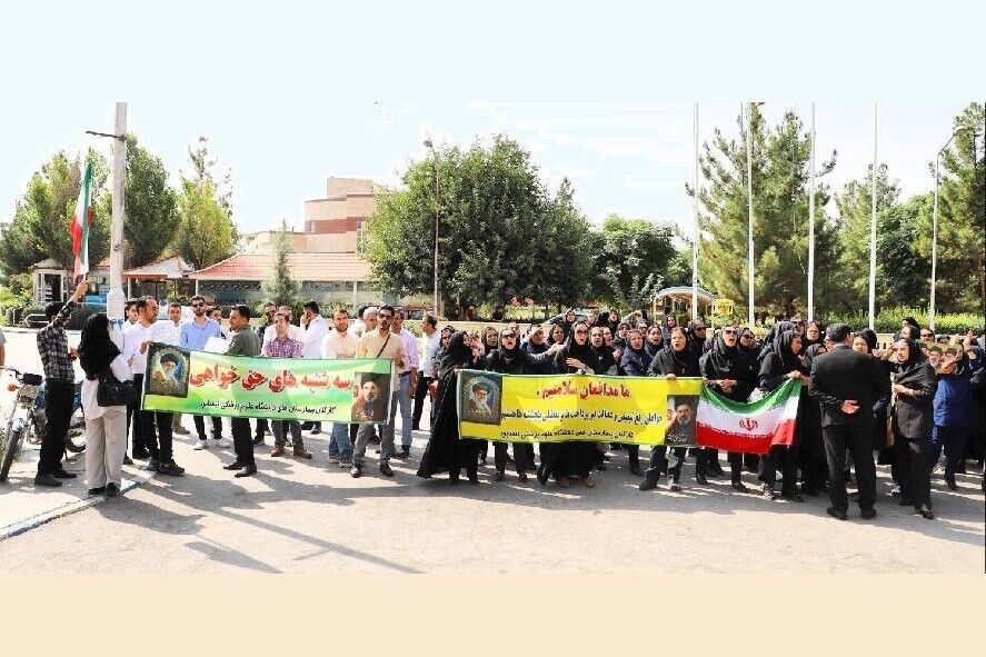 کادر درمان علوم پزشکی نیشابور اعتراض کردند + عکس