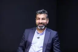 بخاطر باخت به مدعیان قهرمان نشدیم نه بی‌پولی