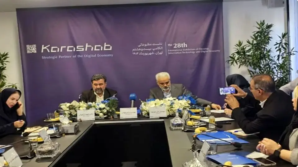 چالش مخابرات و شهرداری سر توسعه فیبر نوری