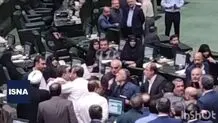 از خط‌و‌نشان کشیدن تا حمایت از دولت

