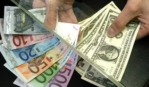 قیمت ظهرگاهی دلار امروز پنجشنبه ۲ مهر ۱۴۰۵/ دلار ۴ هزار تومان افزایش یافت