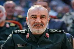 سرلشگر سلامی: امروز جنگ اطلاعاتی واقعی‌‌ترین جنگ است
